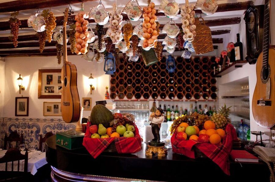 Lisbon: Alfama Charms, Tapas, Wine and Sunset Boat Cruise - The Tagus Sunset Sail: Views, Wind, and a Glass of Portuguese Wine
