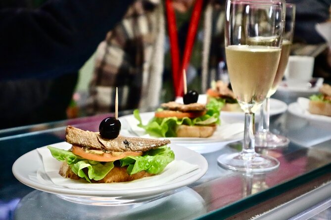 Lisbon Food Tour with 10+ Tastings of Local Delicacies & Wines - Why this Lisbon food tour works for a first visit