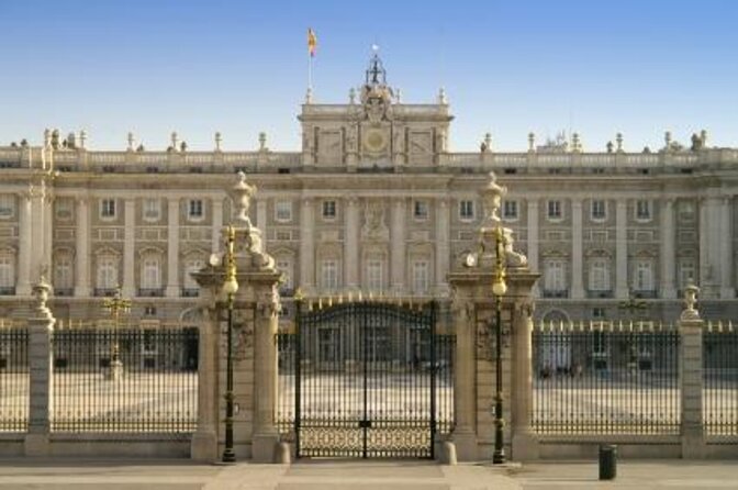 Madrid: 3 hour Guided Highlights Bike Tour with Optional Tapas - Key Highlights You’ll Feel Right Away