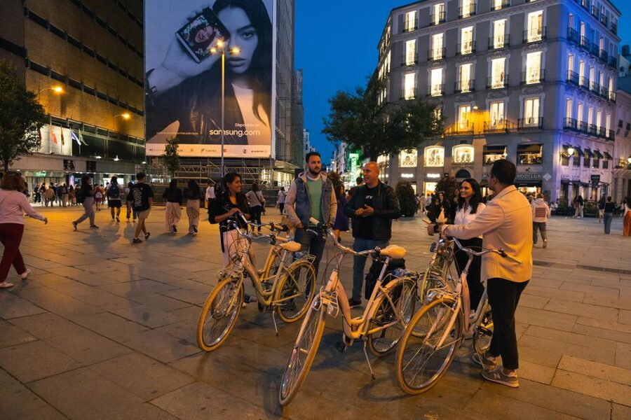 Madrid by Night: Vintage Bike Tour Highlights/Optional Tapas - Why Madrid Looks Better on Two Wheels After Sunset