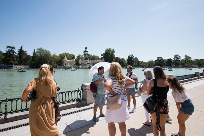Madrid: El Retiro Park Guided Tour and Tapas - Key things to know before you go
