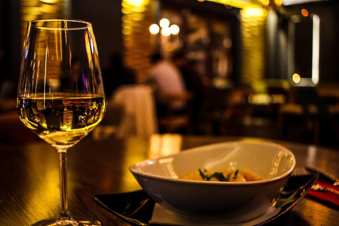 Madrid: El Retiro Park Guided Tour and Tapas - Price and value: is $53.23 worth it?