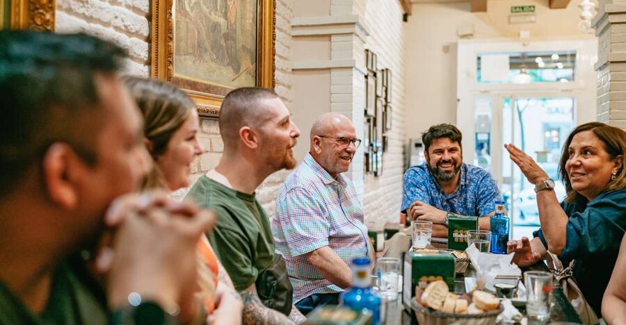 Madrid: Food & Wine Tour with 10 Tapas & 4 Drinks Included - 150 minutes of tapas: how the tastings and drinks really add up