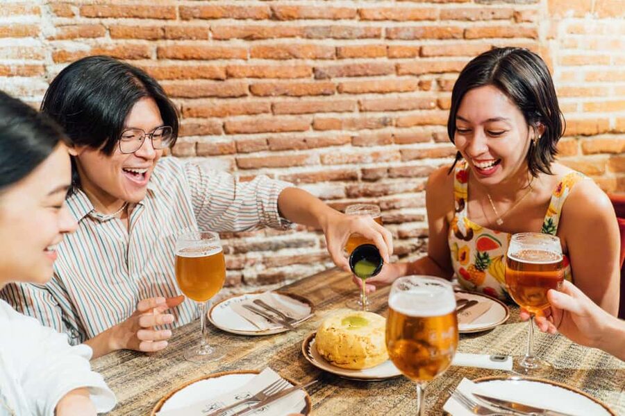 Madrid: Guided Food Tour with Tapas Tastings and Drinks - Why this Madrid tapas walk works so well