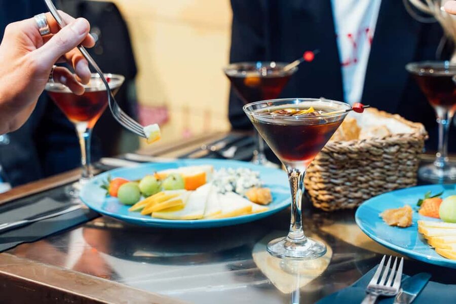 Madrid: Guided Tapas Food Tour with Dinner - Key takeaways before you go