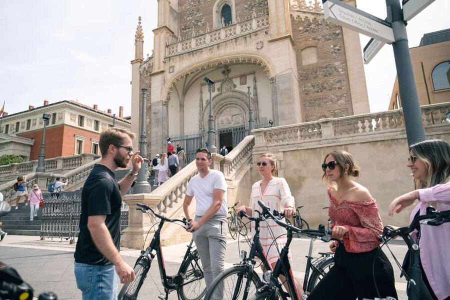 Madrid: Highlights Bike Tour with Optional E-Bike or Tapas - Plaza de la Villa and Mercado de San Miguel: old Madrid meets market life