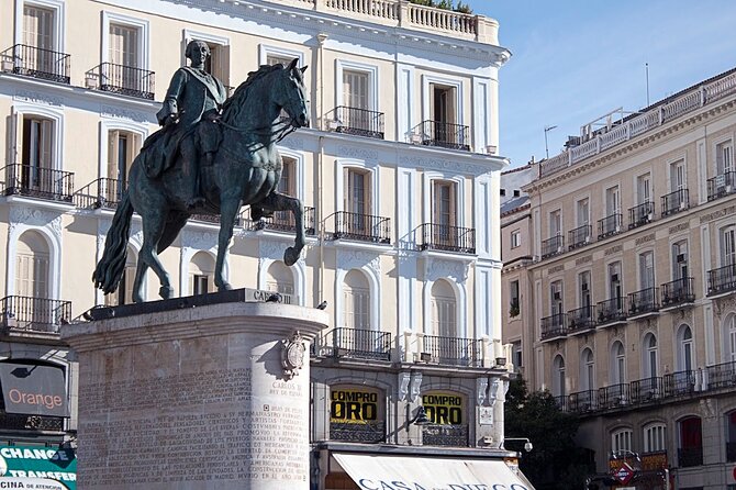 Madrid Historic Centre Food Tour with Authentic Tapas & Wines - The Madrid Sights You Pass Along the Way: Plaza Mayor, Km 0, and a Central Market Stroll-By