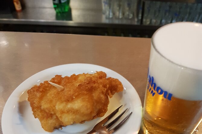 Madrid History Food Tour: Tapas & Drinks Tasting - How the guide turns streets into stories (and you can actually ask questions)