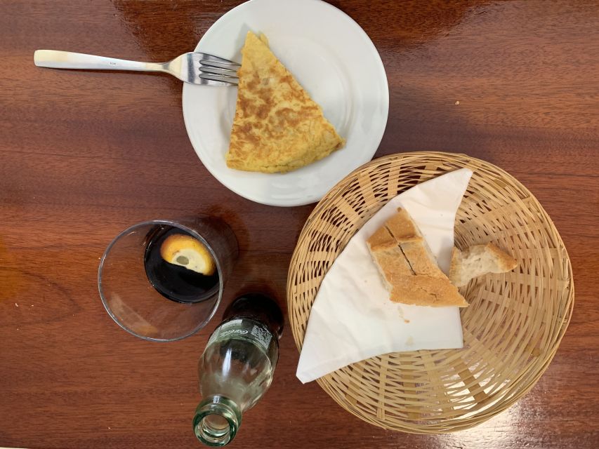 Madrid: History of Tapas Walking Tour and Tasting - How the Guide Turns Plates into Spanish Stories