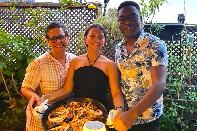 Madrid: Paella & Sangria Classes- Seafood, Chicken & Vegan option - Cooking paella: chop, build, cook, then eat