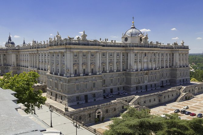Madrid Royal Palace & Retiro Park Tour with Optional Tapas - Optional tapas: fun, but go at the right time and on your own