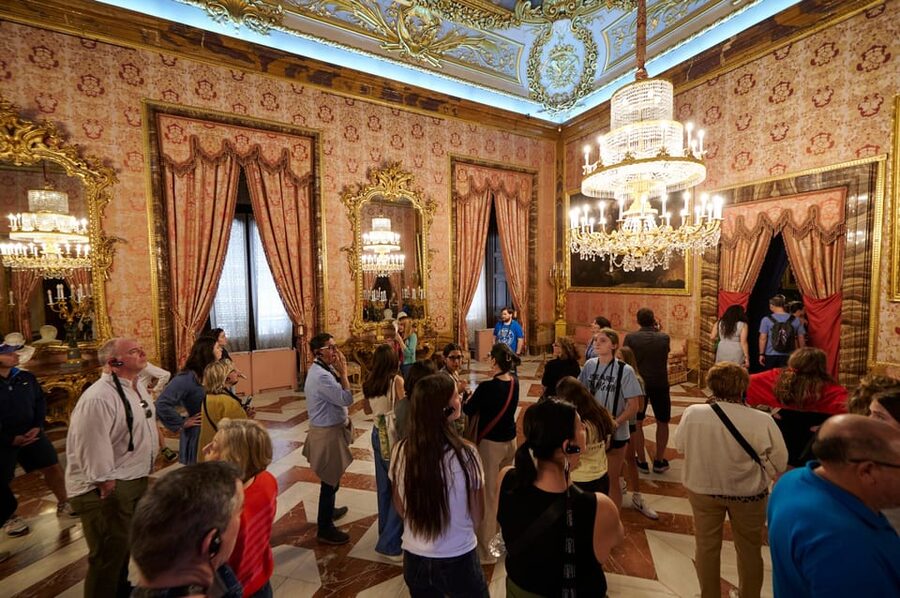 Madrid: Royal Palace Tour, Flamenco Show, & Tapas with Drink - Price and value: what you’re really paying for