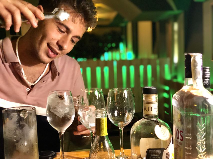 Madrid: San Miguel view Gin and Tonic Workshop with Tapas - A gin-and-tonic workshop that actually teaches