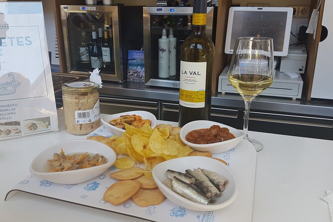 Madrid Small Group Tapas Tour at 4 Venues -Lunch or Dinner - Old City Hall and Madrid’s “small plates” logic