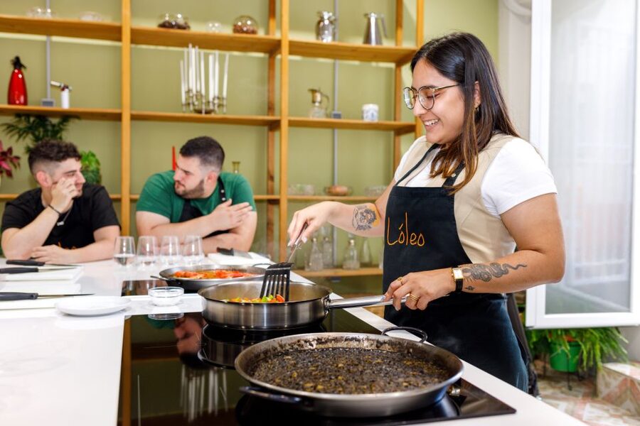 Madrid: Tapas & Paella Cooking Class with Expert Chef - Key highlights you’ll feel right away