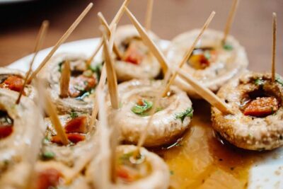 Madrid: Tapas, Taverns & History Tour - Starting Strong: Your First Vermouth + Tapas in the Center