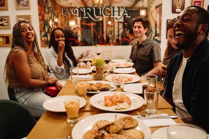 Madrid Tapas & Taverns Small Group Food & History Tour - La Casa del Abuelo NÚÑEZ DE ARCE: Gambas al Ajillo Where It Was Invented