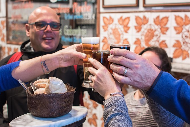 Madrid Tapas & Wine Tasting Walking Tour – Small Group Local Bars - Small group size: why it changes the whole experience