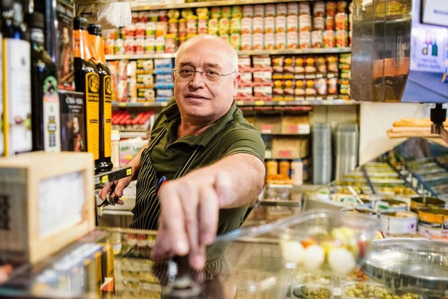 Madrid: Ultimate Food Tour of Local Markets & Tapas - Drinks and dietary reality checks (what you can count on)