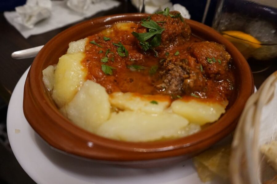 Malaga: Flamenco, Tapas, and Wine Tour - Stop 1: Antigua Casa de Guardia winery and the wine story