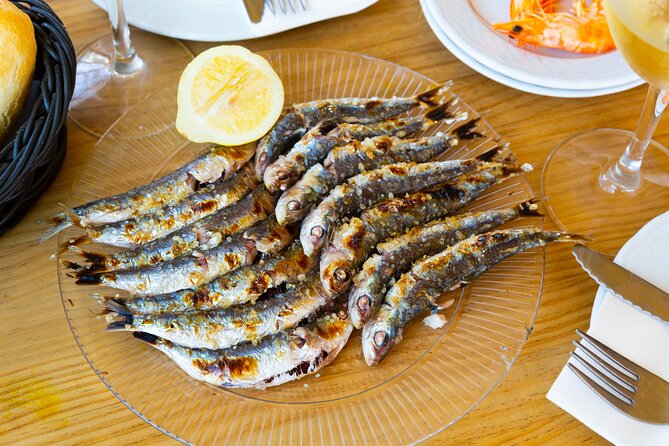Malaga Food Tour: Tapas, Drinks and Delights with a Local - The Route Starts at Atarazanas and Ends in the Old Town
