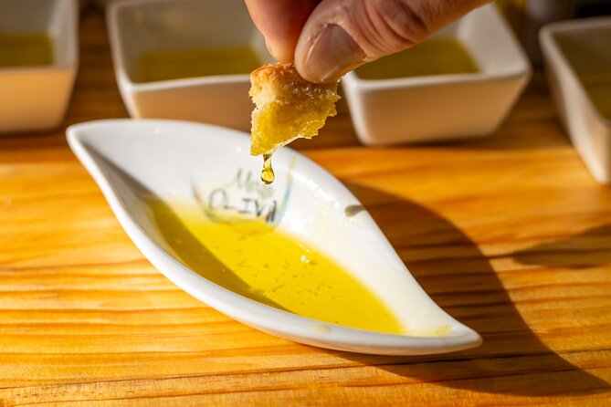 Malaga Food Tour with 12+ Tastings: Tapas, Olive Oil, Ham & More - What you’ll eat and drink: the 12+ tastings that actually add up