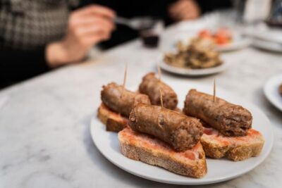 Malaga: Food Tour with Local Guide, Tapas, and Drinks - The tasting lineup: fried fish, boquerones, octopus pincho, and more