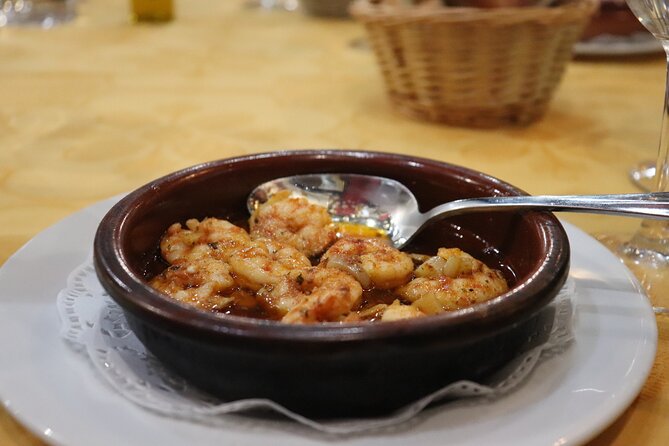 Malaga Wine & Tapas Small Group Guided Tour - Stop 1: La Calle Larios and that first taste of Malaga’s evening vibe