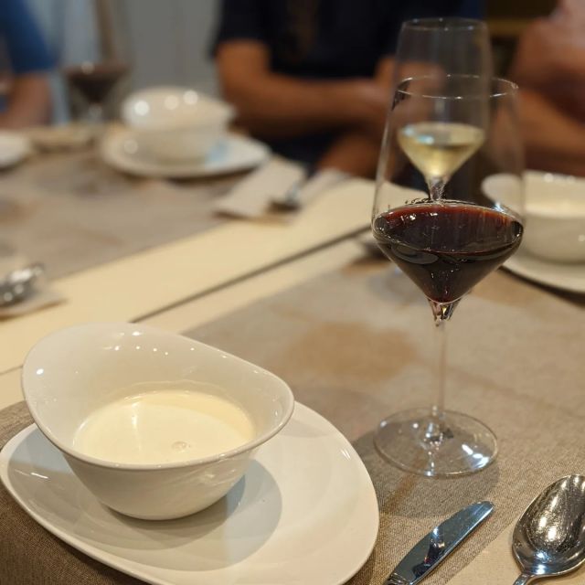 Málaga: Wine & Tapas Tour - Stop by stop: how the tour actually feels in the city