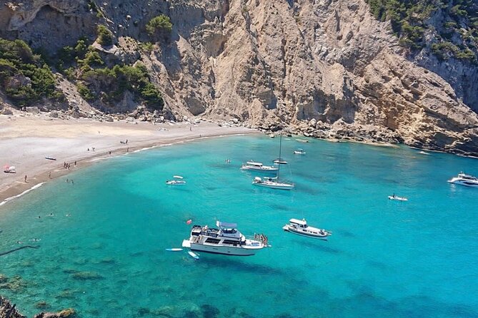Mallorca Beach & Caves 4hr Boat Trip Drinks, Tapas, SUP & Snorkel - Setting off from Port d’Alcúdia: the boat day starts fast