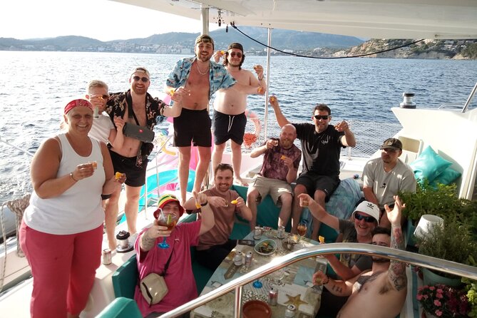 Mallorca Catamaran Small Group Cruise with Tapas 4-hours - Timing, weather, and what to do if conditions change