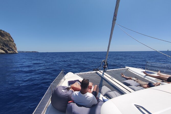 Mallorca Catamaran Tour with Tapas - small group - - Camp de Mar or Cala Blanca Bay: The Main Event