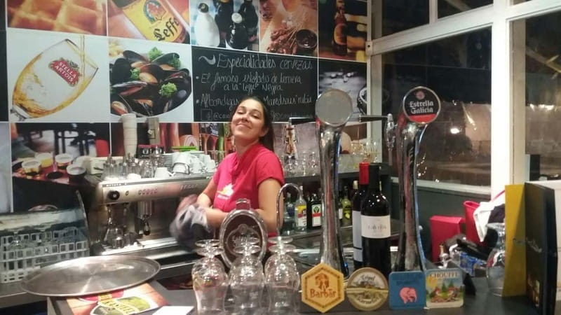 Marbella: Guided Market Tour with Tapas and Wine Pairings - Paco and the Catch of the Day: Seafood With a Hands-On Edge