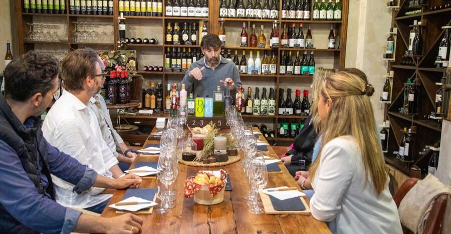 Marbella: Tour of the Old Town with Tapas & Wine - From Sights to Shopping: Turning Marbella Food Into Real Memories