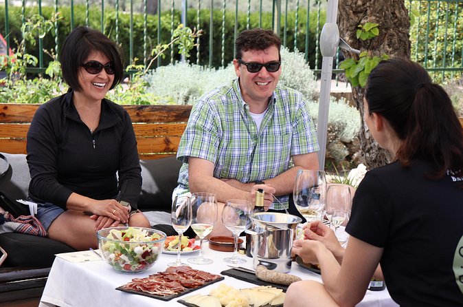 Montserrat Mountain, Wine Tasting & Tapas Lunch - Pickup, Timing, and Getting a Smooth Day in Barcelona