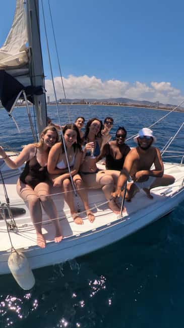 New Sailing / Boat Tour with Free Drinks and Tapas - Boarding the Sun Odyssey 34 with a small crew