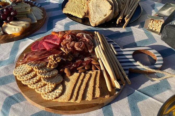 Olhão: Private Boat Tour, at Sunset with Oysters/Tapas and Drinks - Why the Ria Formosa sunset works so well from a boat