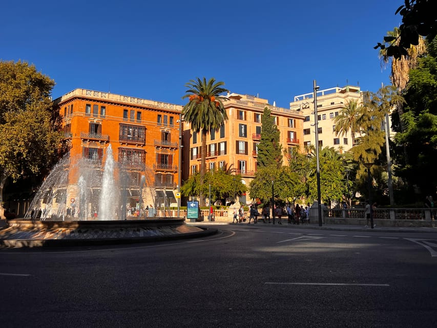 Palma authentically. Small group City tour with tapas - Should you book it?