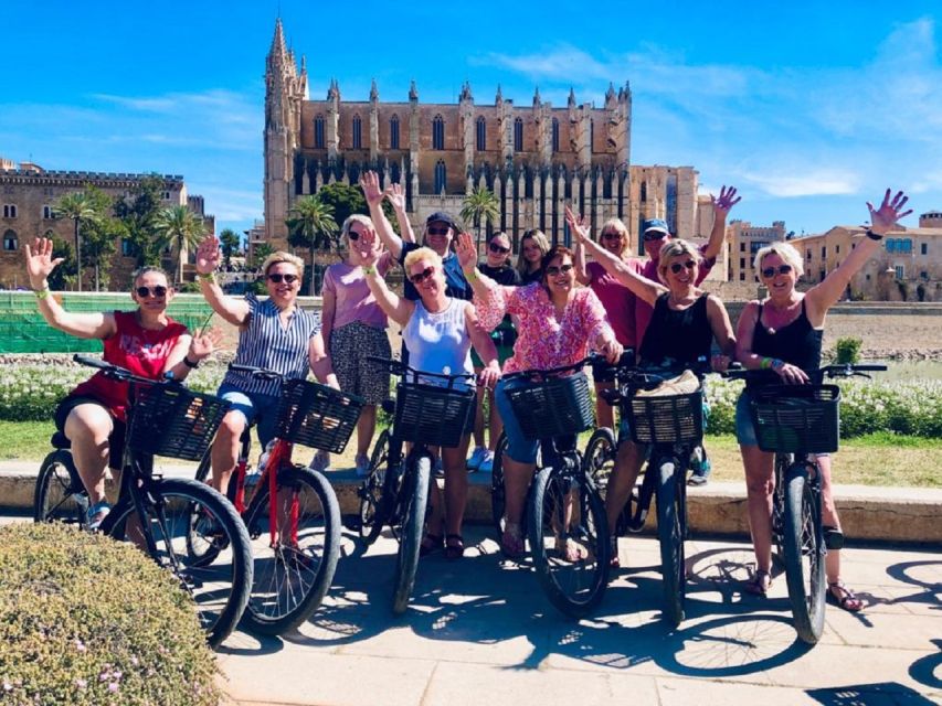 Palma de Mallorca: Guided Bicycle Tour with Tapas & a Drink - Plaça de Cort to Passeig des Born: the pace that keeps you smiling