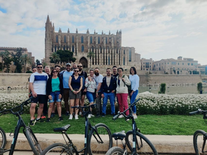 Palma de Mallorca: Guided Bicycle Tour with Tapas & a Drink - Near La Lonja and Santa Catalina/Es Jonquet: finishing with more variety
