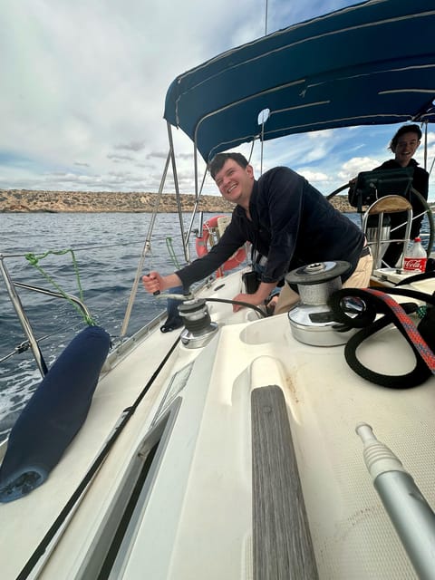 Palma de Mallorca: Sailing Boat Trip with Skipper & Tapas - Hosts who steer the day: Jorge and Ildi’s practical approach