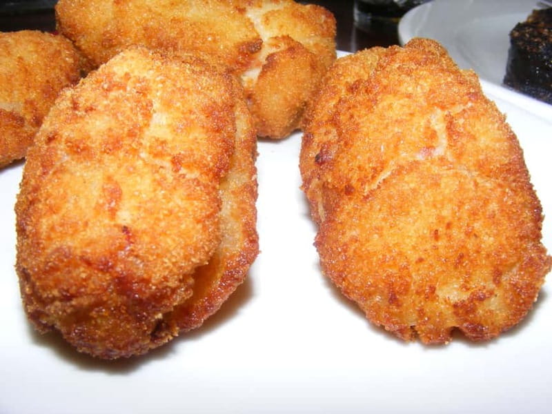 Personalised Traditional Madrid Night Tapas and Drinks Tour - Key things that make this night tapas tour work