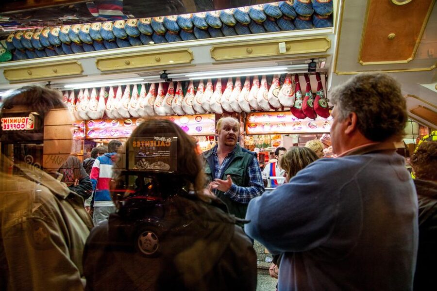 Personalised Traditional Madrid Night Tapas and Drinks Tour - Four bars, not four repeats: what you might taste