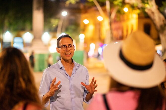 Plant-based Tapas and Wine Night Tour in Seville Spain - The guides matter: Marta and Bruno’s hosting style