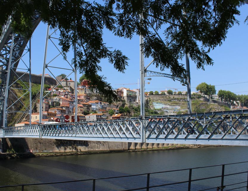 Porto: Wine Tasting with Tapas Walking Tour - The Porto walk and Ribeira viewpoints: where the stories click