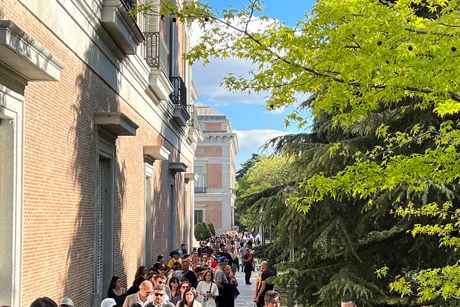 Prado Museum VIP Tour with Drinks & Tapas - Entering the Prado: big names and why the guide’s route matters