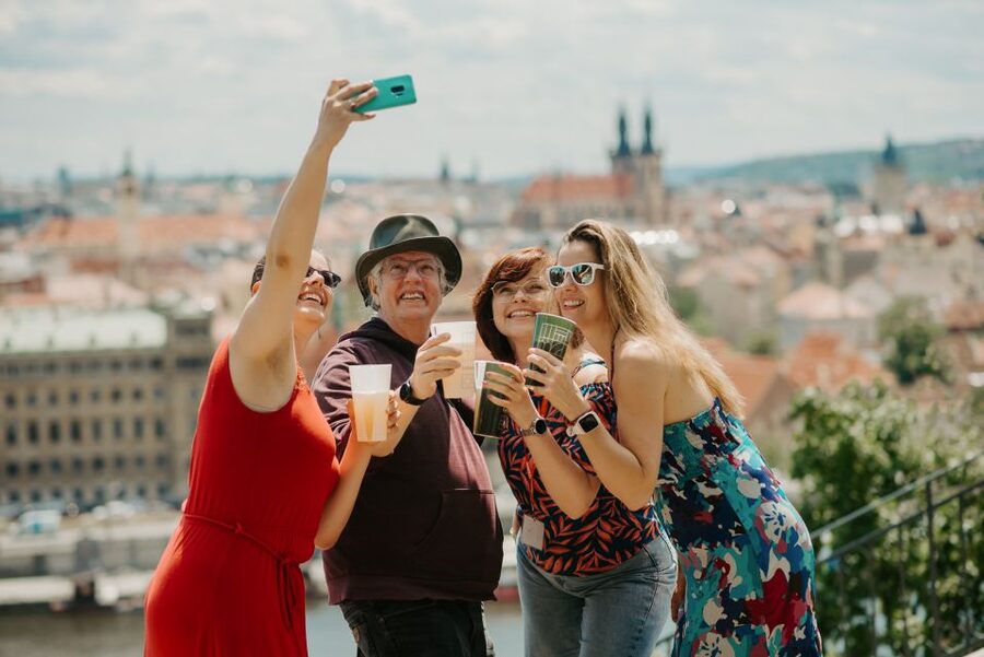 Prague: 3.5 h Private Czech Beers & Tapas Tour - What your guide teaches: phrases, traditions, and pub etiquette