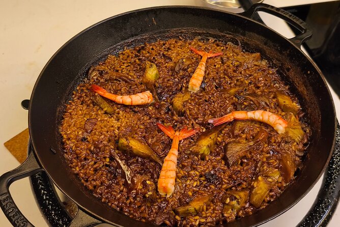 Premium Cooking Class in Designer Loft: Paella & Spanish Tapas - Arriving at La Foodieteca in Ciutat Vella (and why timing helps)