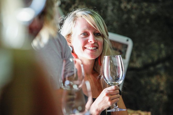 PREMIUM TASTING and TAPAS with GUIDED TOUR - A Small-Group Wine Tasting in Quinta do Beijo’s Cellars