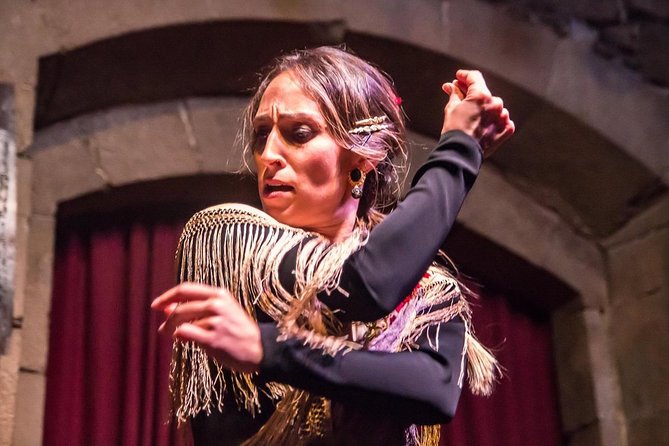 Private Barcelona Walking Tour with Flamenco Show & Tapas Dinner - One evening plan: walking the Roman streets to a flamenco finale